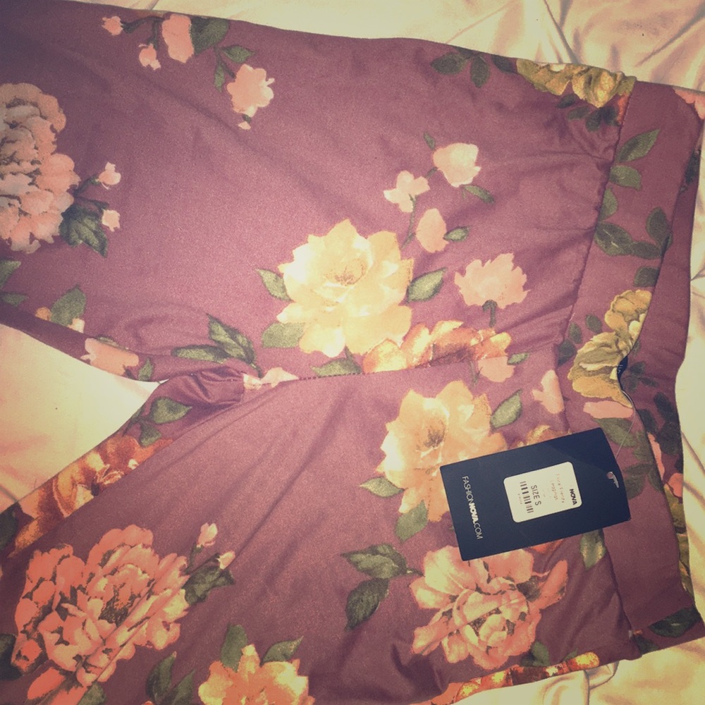 Fashion nova floral frenzy leggings